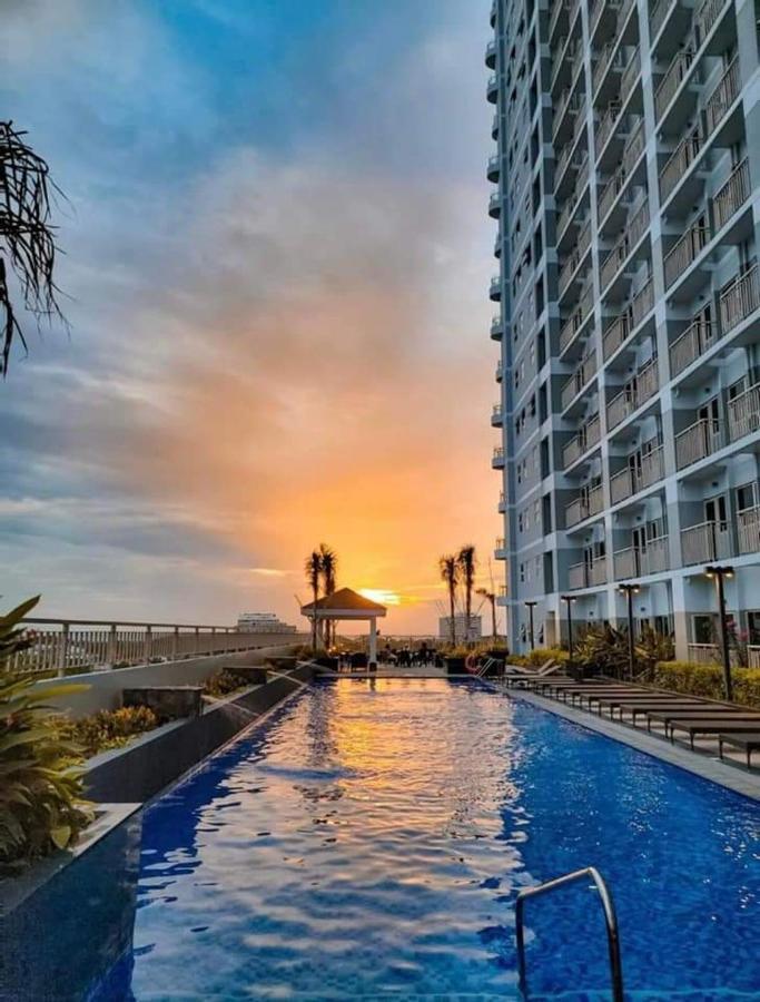 Apartment Smdc Coast Residences Lovely Fully-furnished 1 Bedroom With Pool *