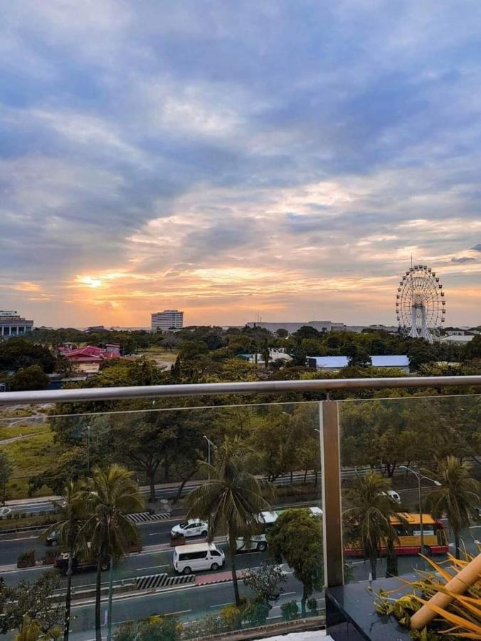 Smdc Coast Residences Lovely Fully-furnished 1 Bedroom With Pool Apartment *