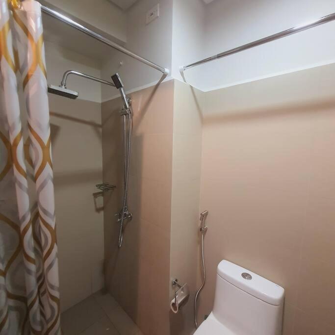 Smdc Coast Residences Lovely Fully-furnished 1 Bedroom With Pool *